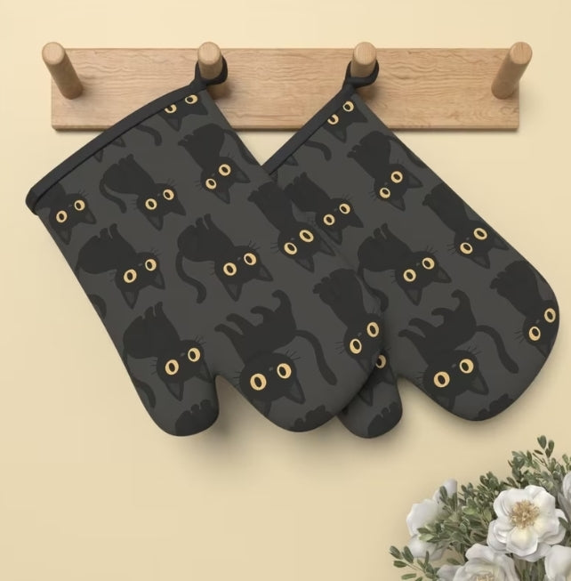 Cat Themed Oven Mits